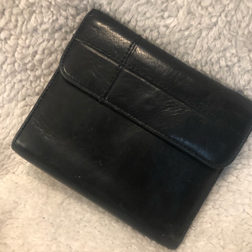 BUXTON LADIES WALLET
